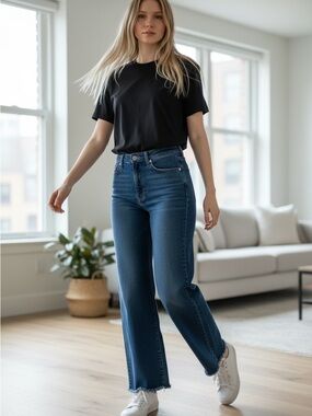 MNG Nora Women’s Jeans – Size 8 | Excellent Condition